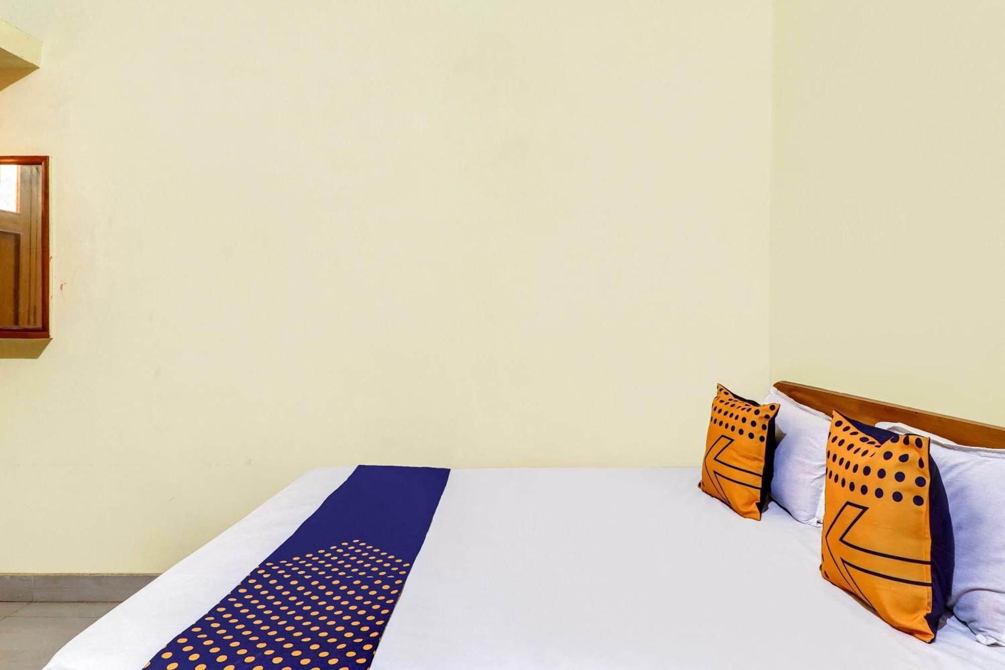 Hotel O Shivaye Rest House Deoghar Ngoại thất bức ảnh