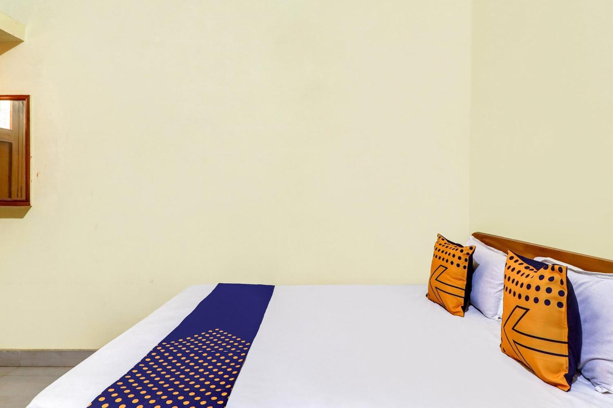 Hotel O Shivaye Rest House Deoghar Ngoại thất bức ảnh